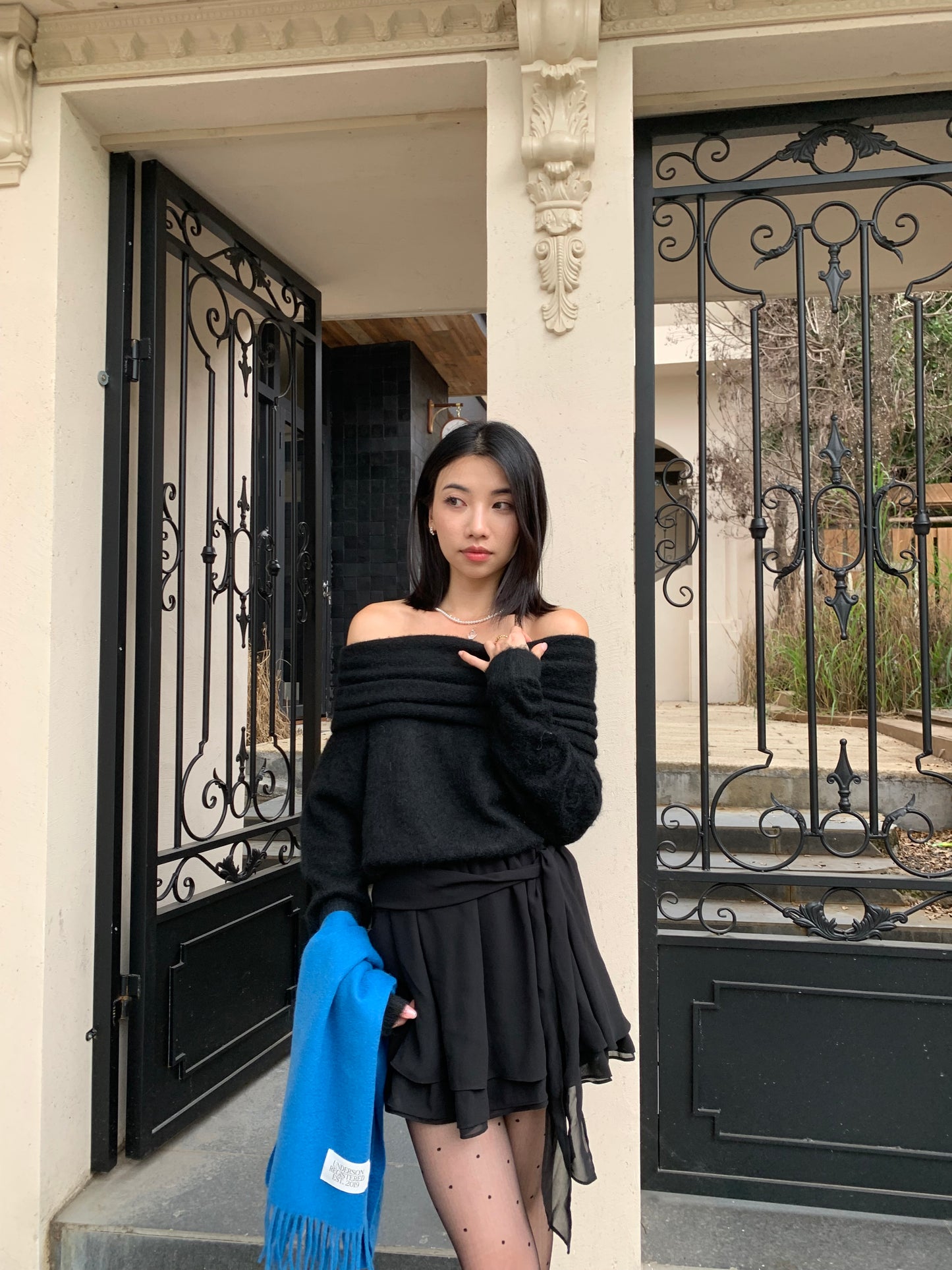 𝐍𝐨𝐯 Fluff Off-Shoulder Knit