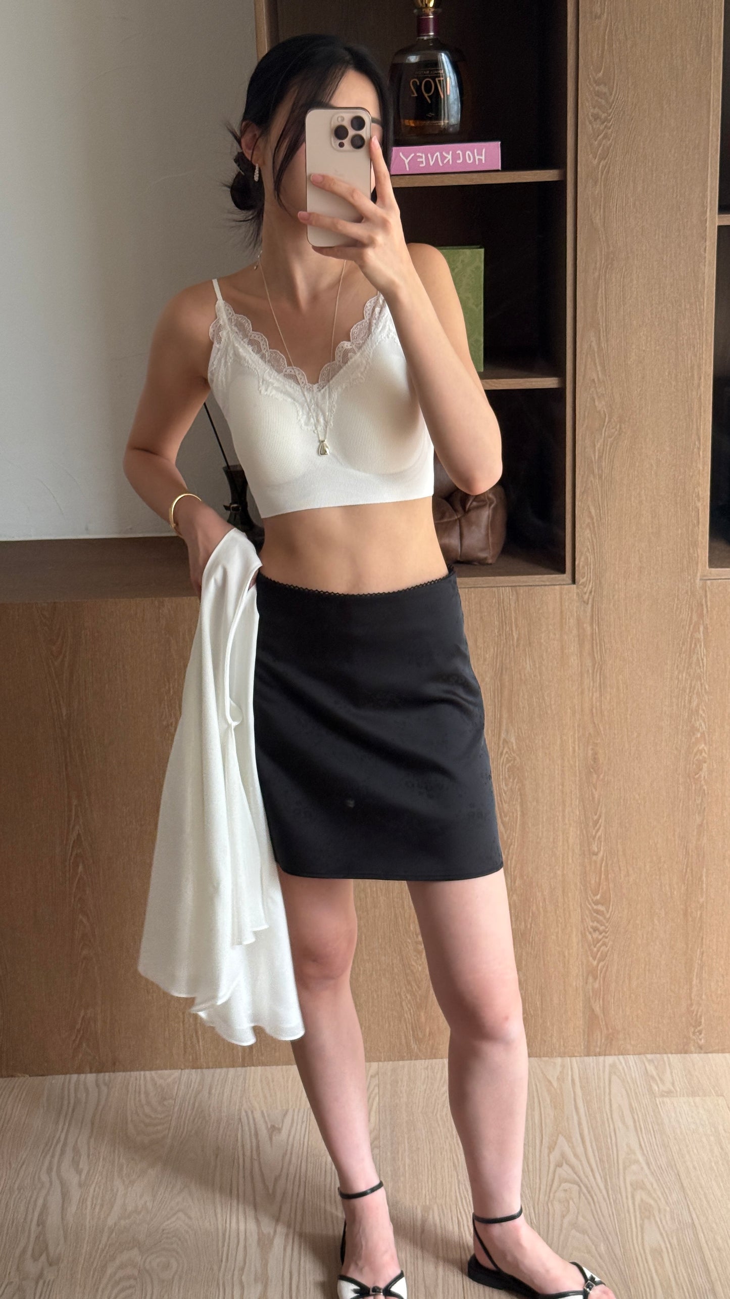 ᴊᴜʟ ꜱᴀʟᴇ ✨ V-Neck Lace Crop Bra Top