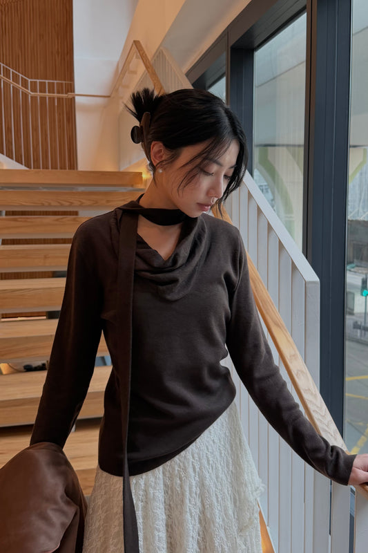 𝐍𝐨𝐯🇰🇷 Draped Scarf-Neck Knit