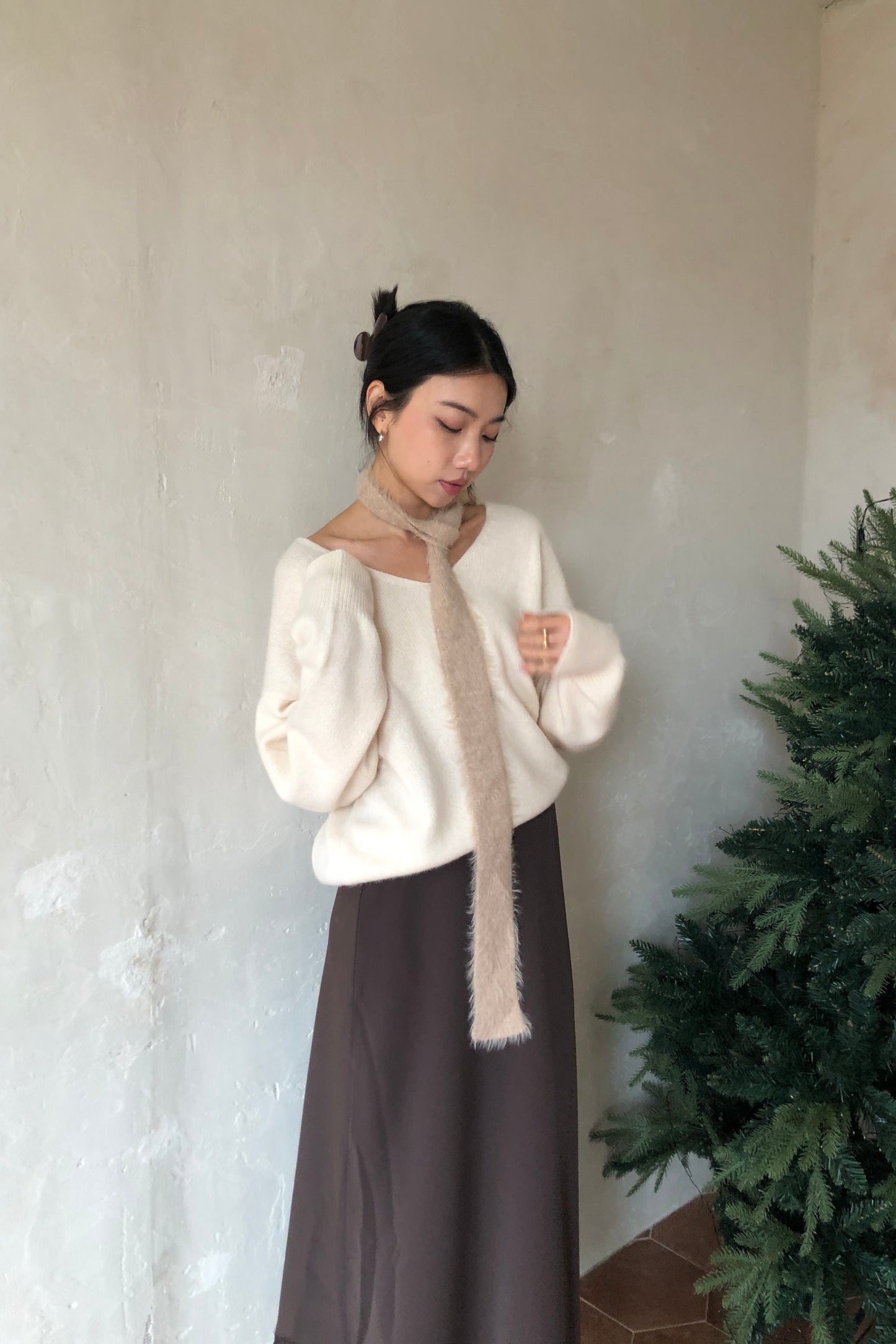 𝐃𝐞𝐜 Raccoon Wool Soft V-Knit【超親膚浣熊毛！】