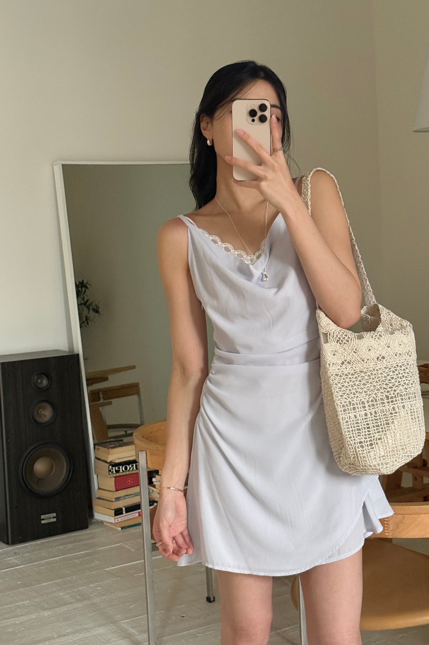 𝐌𝐚𝐲 〖法式清冷〗Cowl Neck Satin Mini Dress