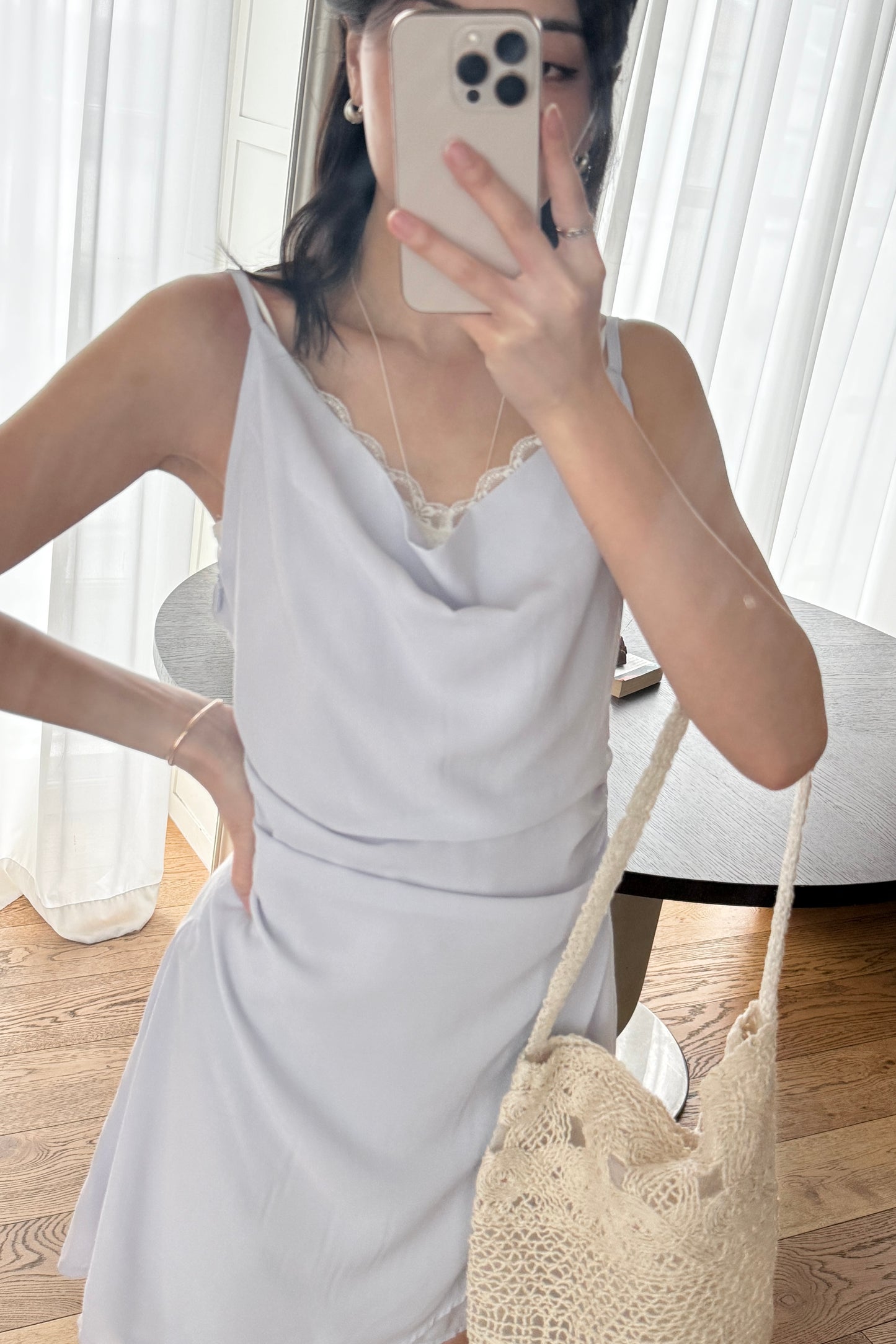 𝐌𝐚𝐲 〖法式清冷〗Cowl Neck Satin Mini Dress