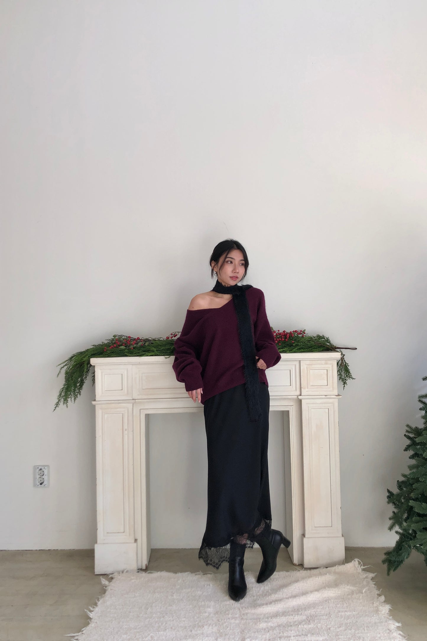 𝐍𝐨𝐯🇰🇷 Lace Hem Slip Skirt