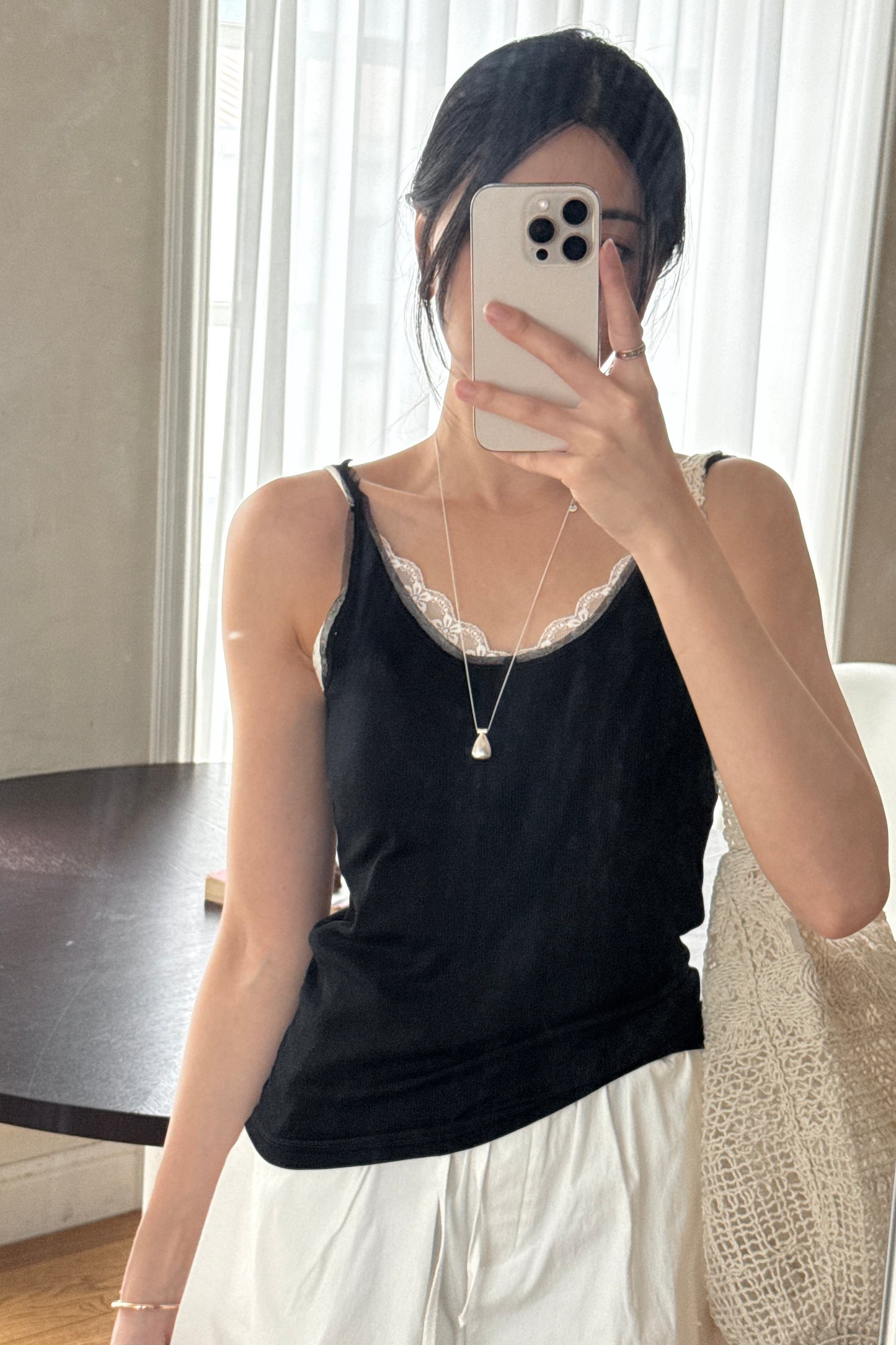 𝐌𝐚𝐲 Sleek Layering Vest