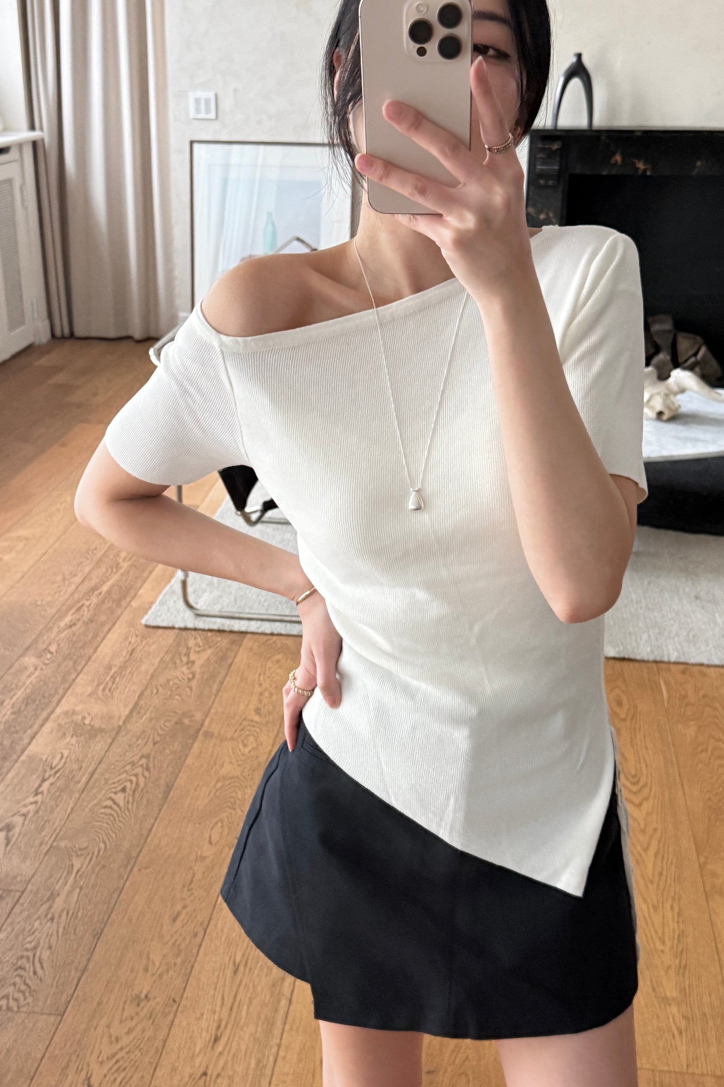 𝐌𝐚𝐲 Asymmetric Drawstring Top