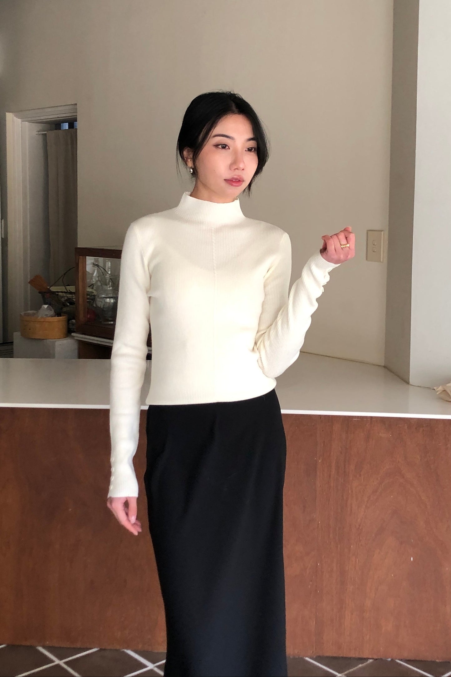 𝐍𝐨𝐯🇰🇷 Lace Hem Slip Skirt