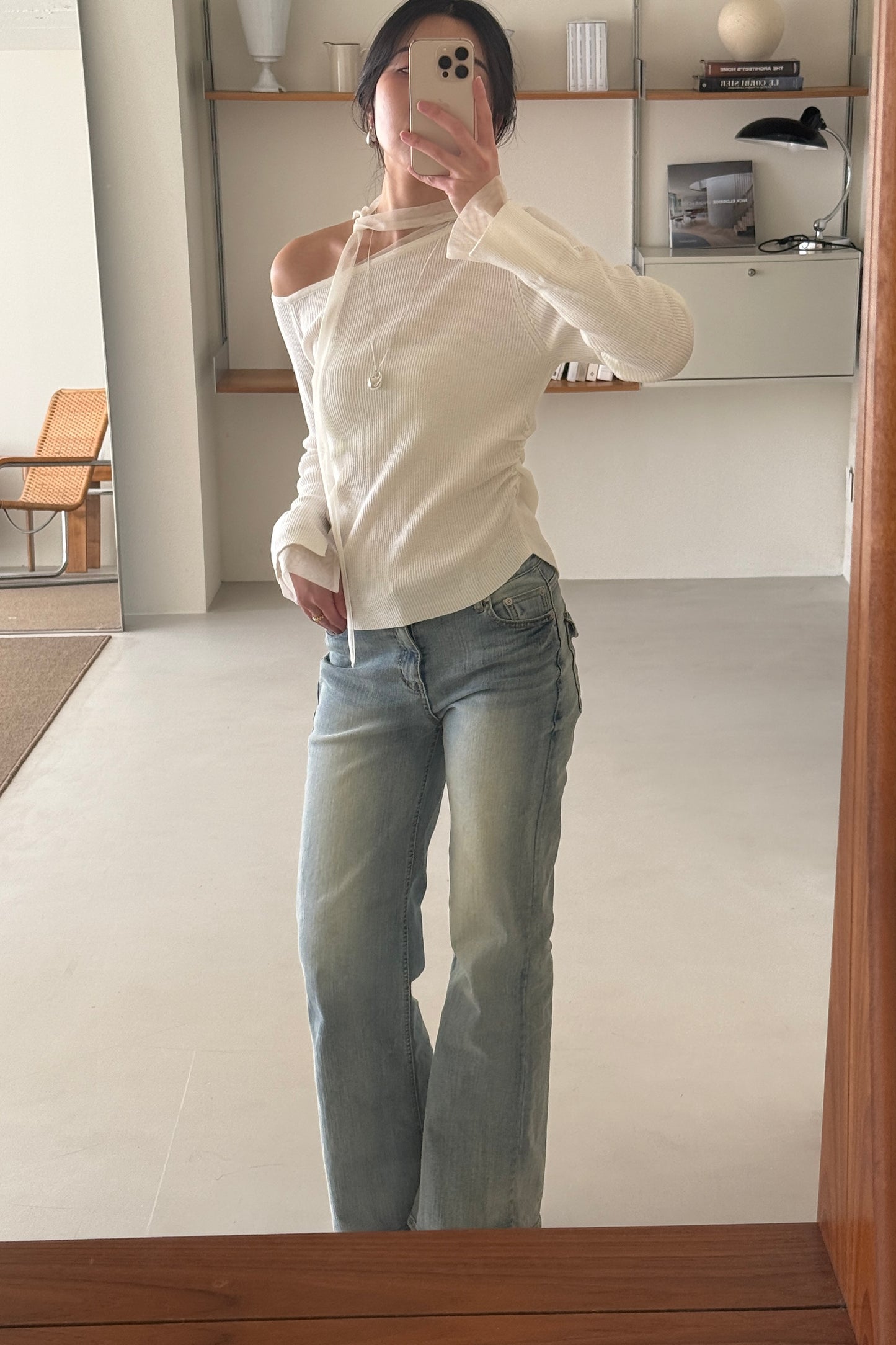 𝐌𝐚𝐫🇰🇷 One Shoulder Tie Knit Top