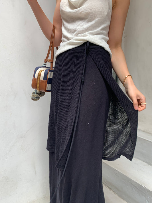 𝐀𝐩𝐫✨ Flow Line Maxi Skirt