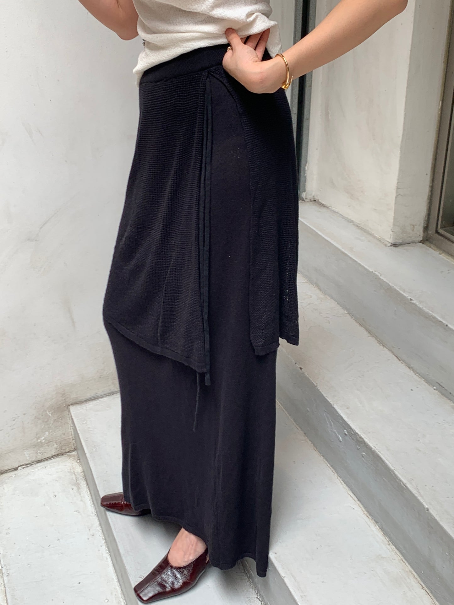 𝐀𝐩𝐫✨ Flow Line Maxi Skirt