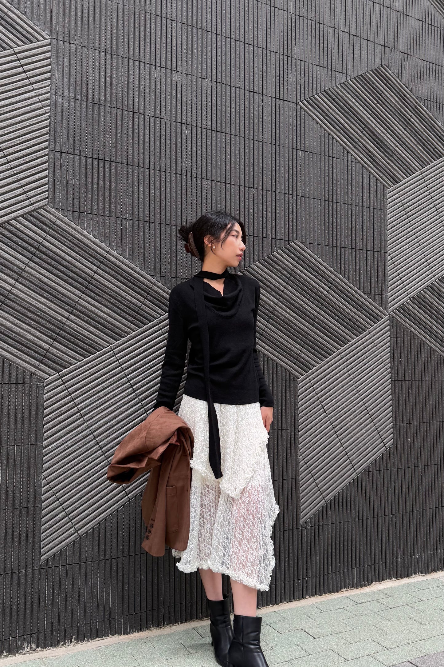 𝐍𝐨𝐯🇰🇷 Draped Scarf-Neck Knit