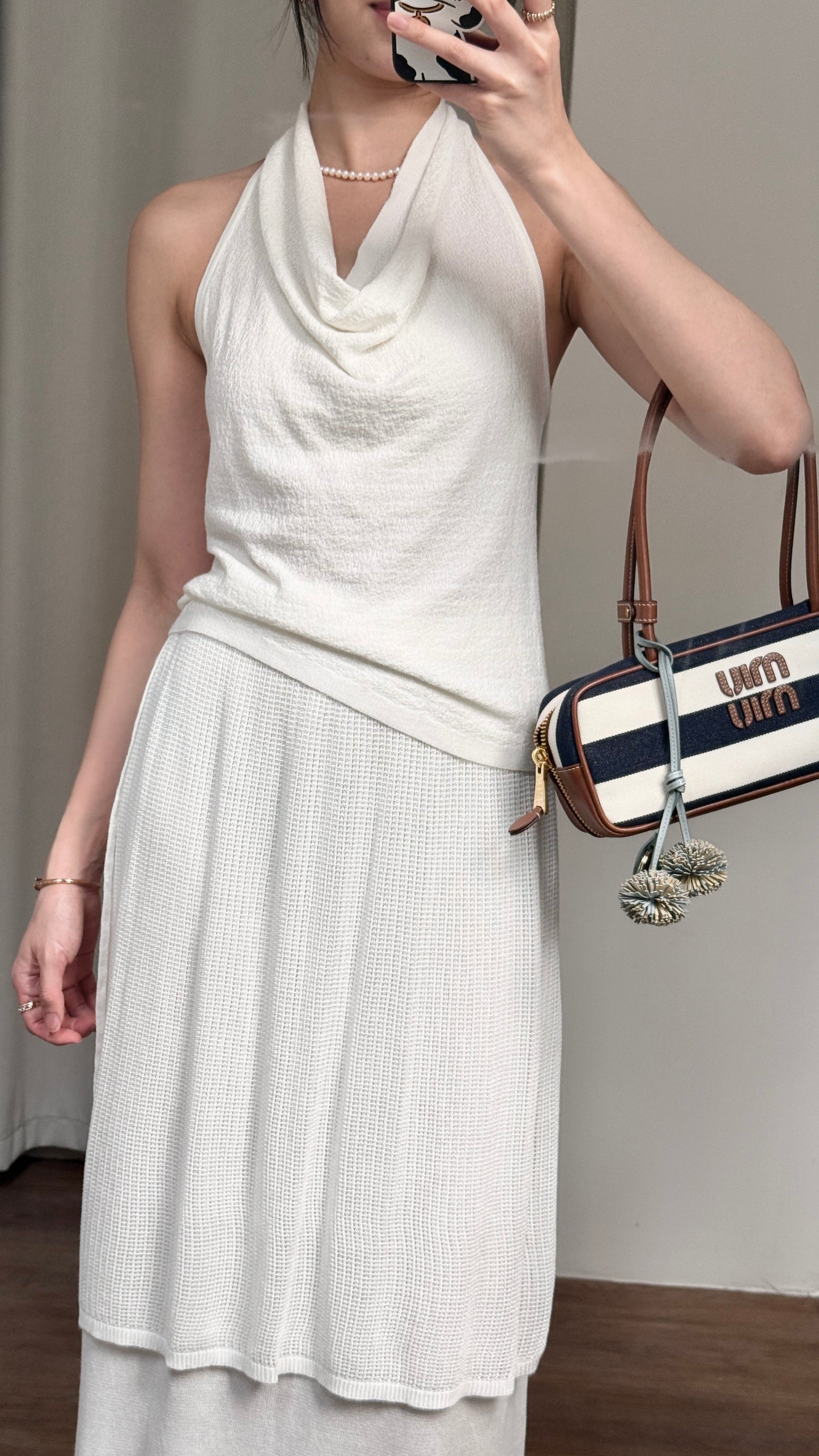 𝐀𝐩𝐫✨ Drape Halter Top