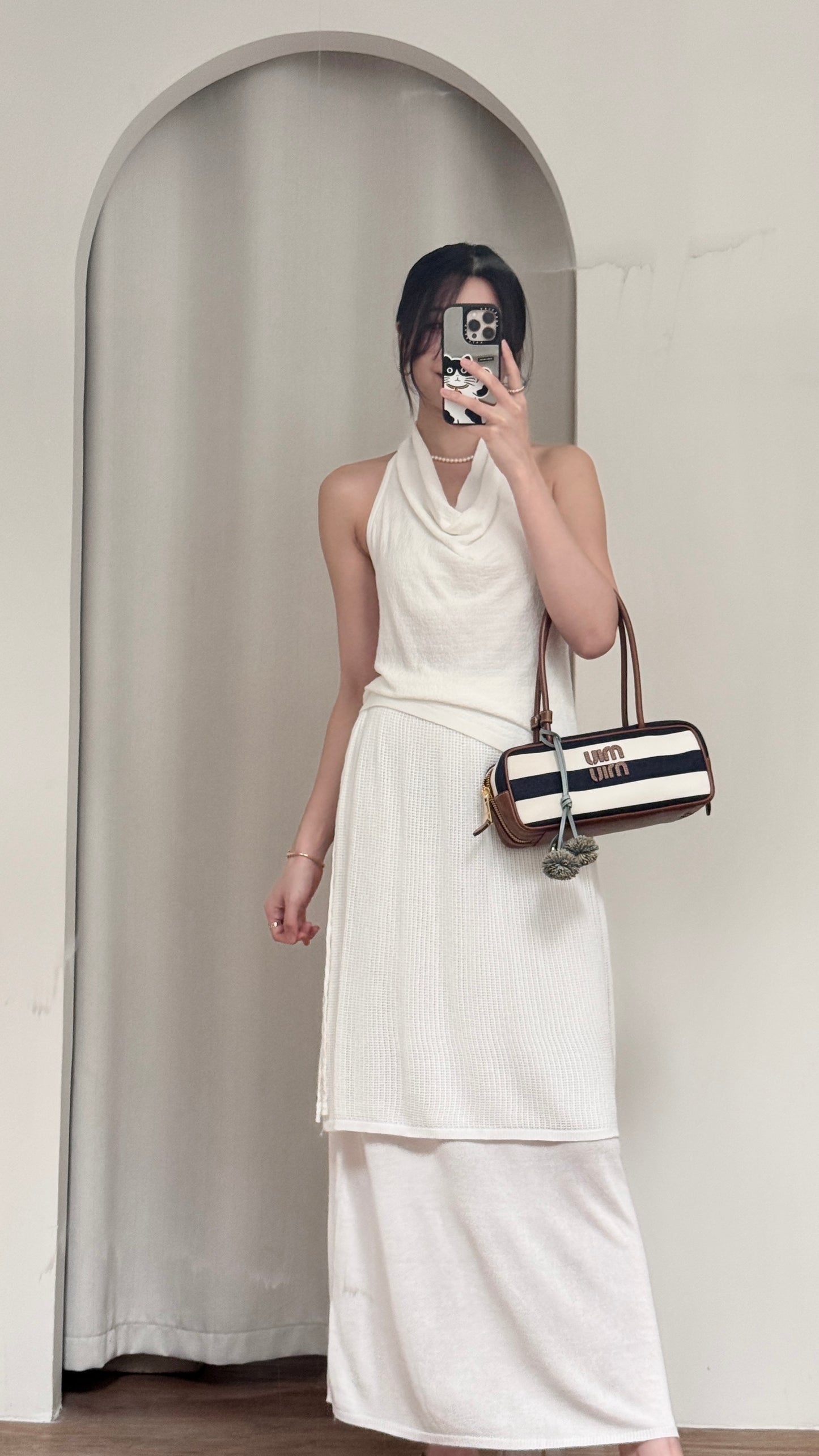 𝐀𝐩𝐫✨ Drape Halter Top