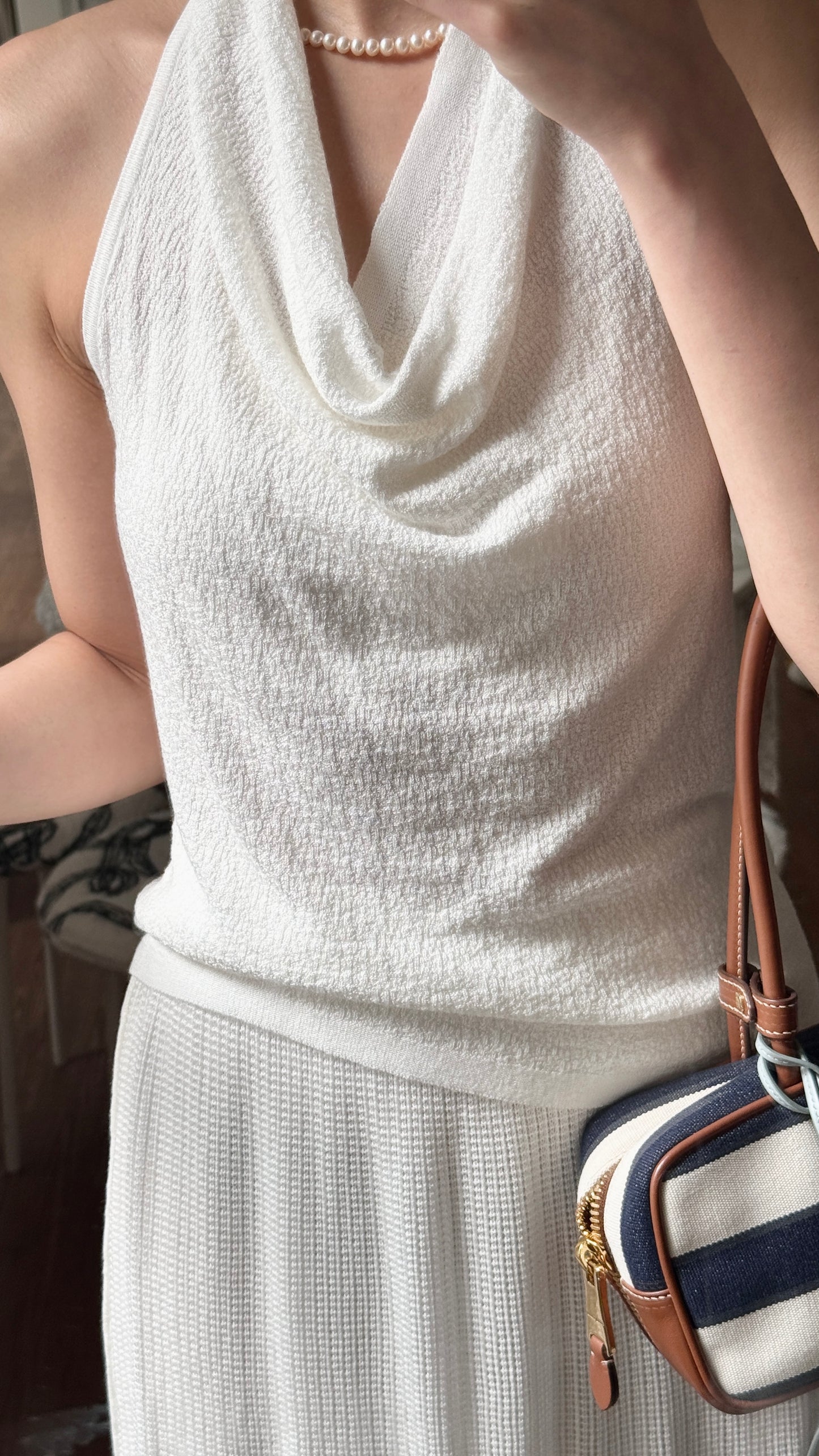 𝐀𝐩𝐫✨ Drape Halter Top