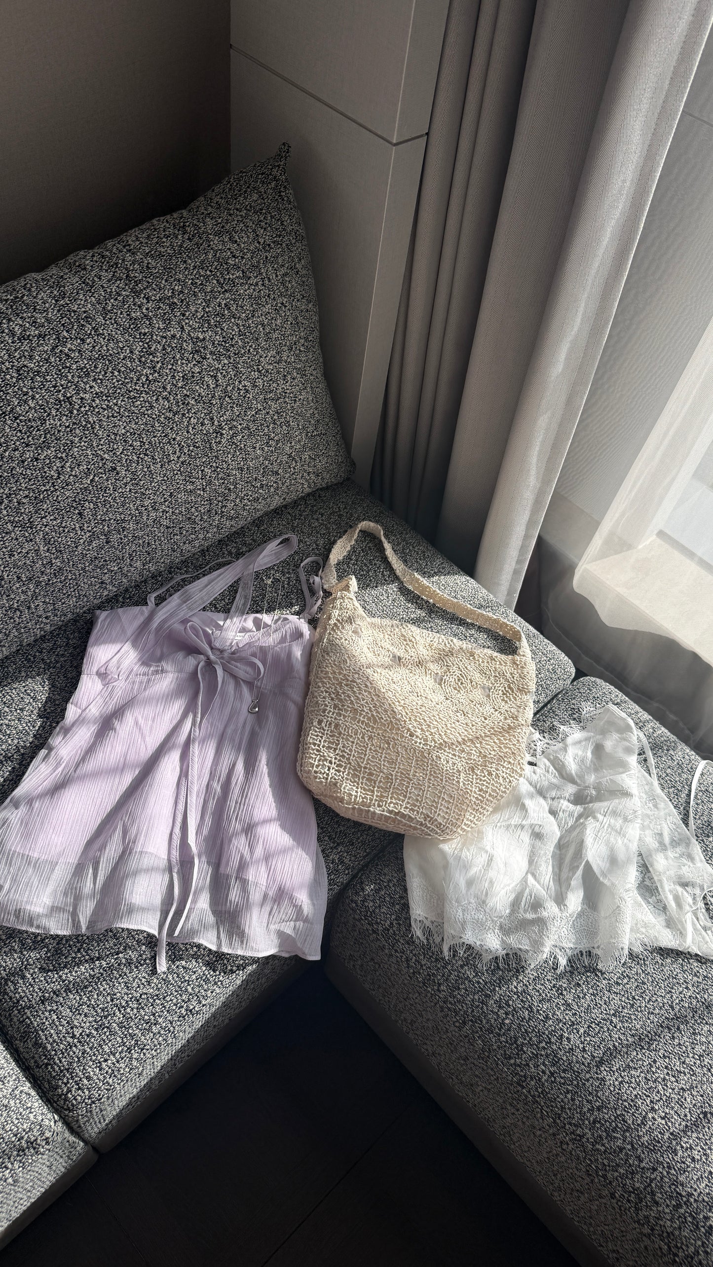 𝐉𝐮𝐧 Woven Bloom Bag