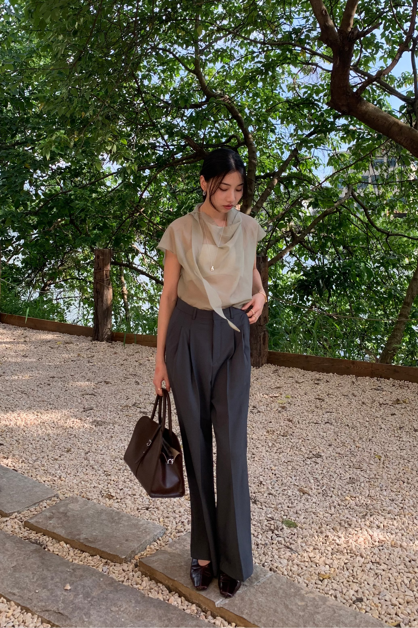 𝐉𝐮𝐧 Cowl Drape Top