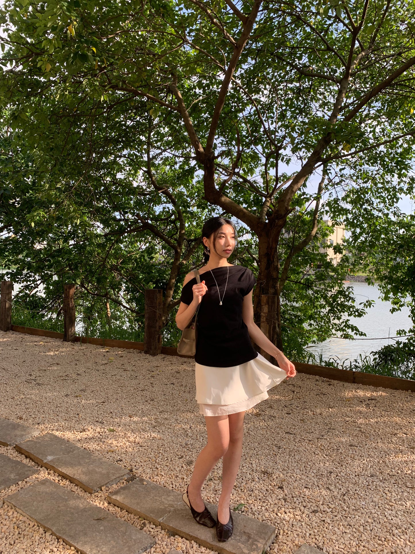 𝐉𝐮𝐧 【夏日百搭款】 Soft Angle Top