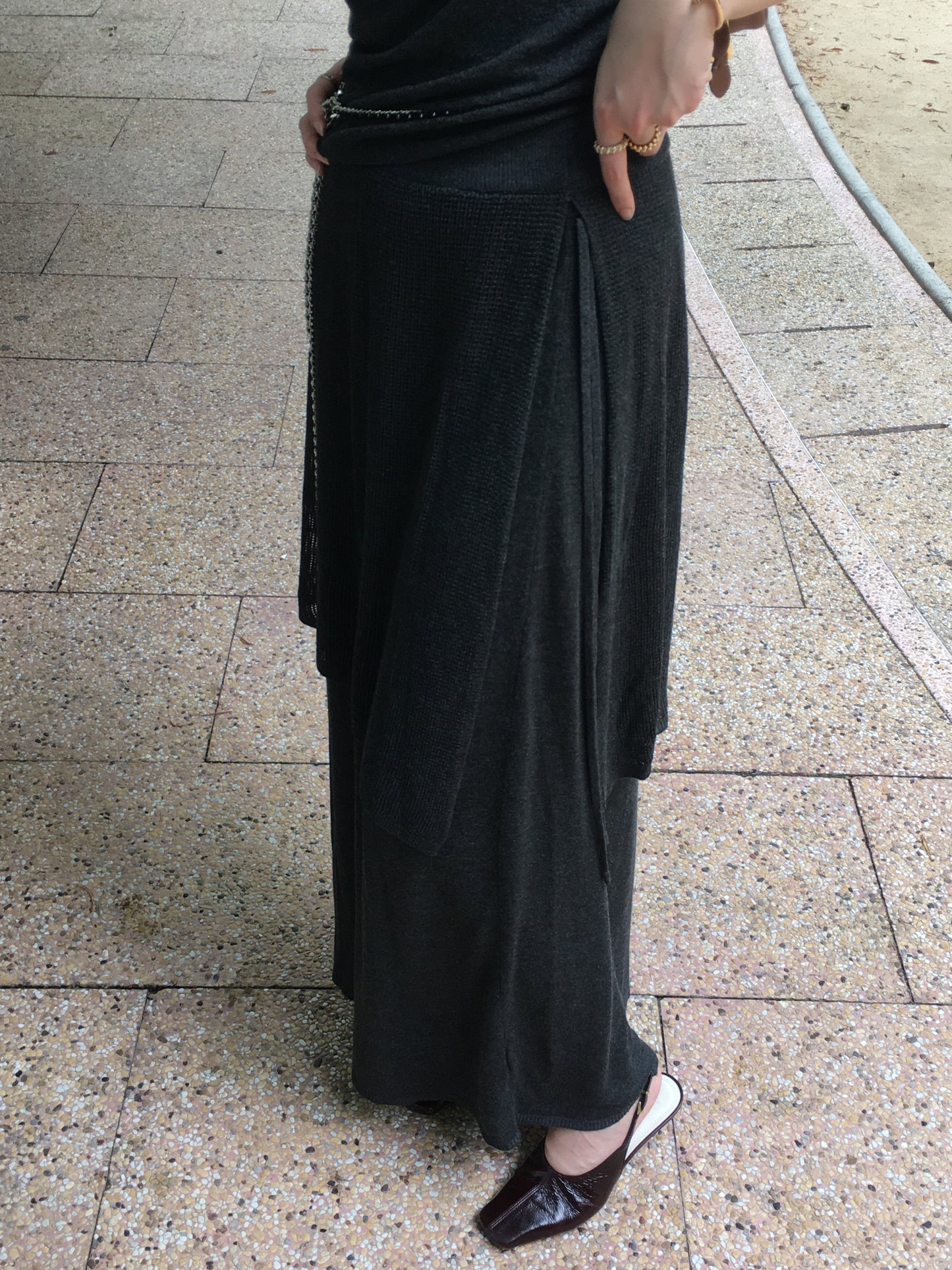 𝐀𝐩𝐫✨ Flow Line Maxi Skirt