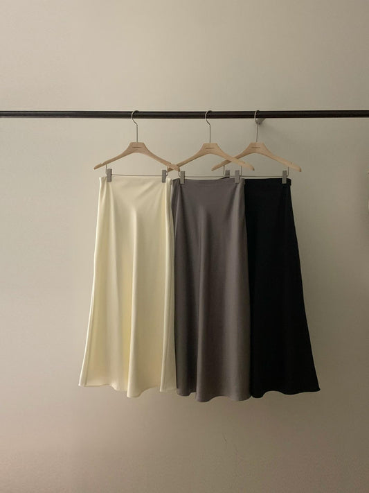 𝐀𝐩𝐫✨ Veil Midi Skirt