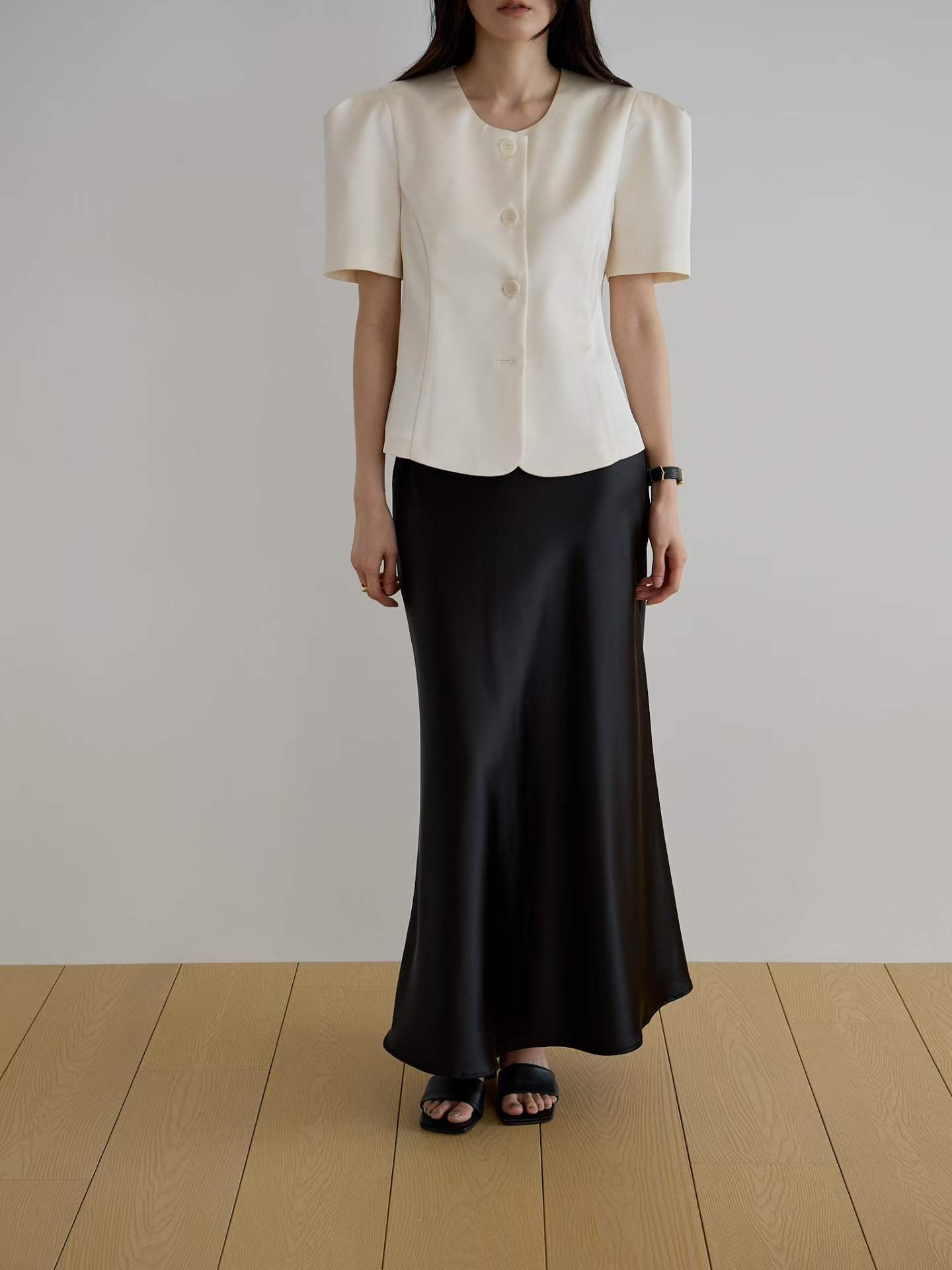 𝐀𝐩𝐫✨ Veil Midi Skirt