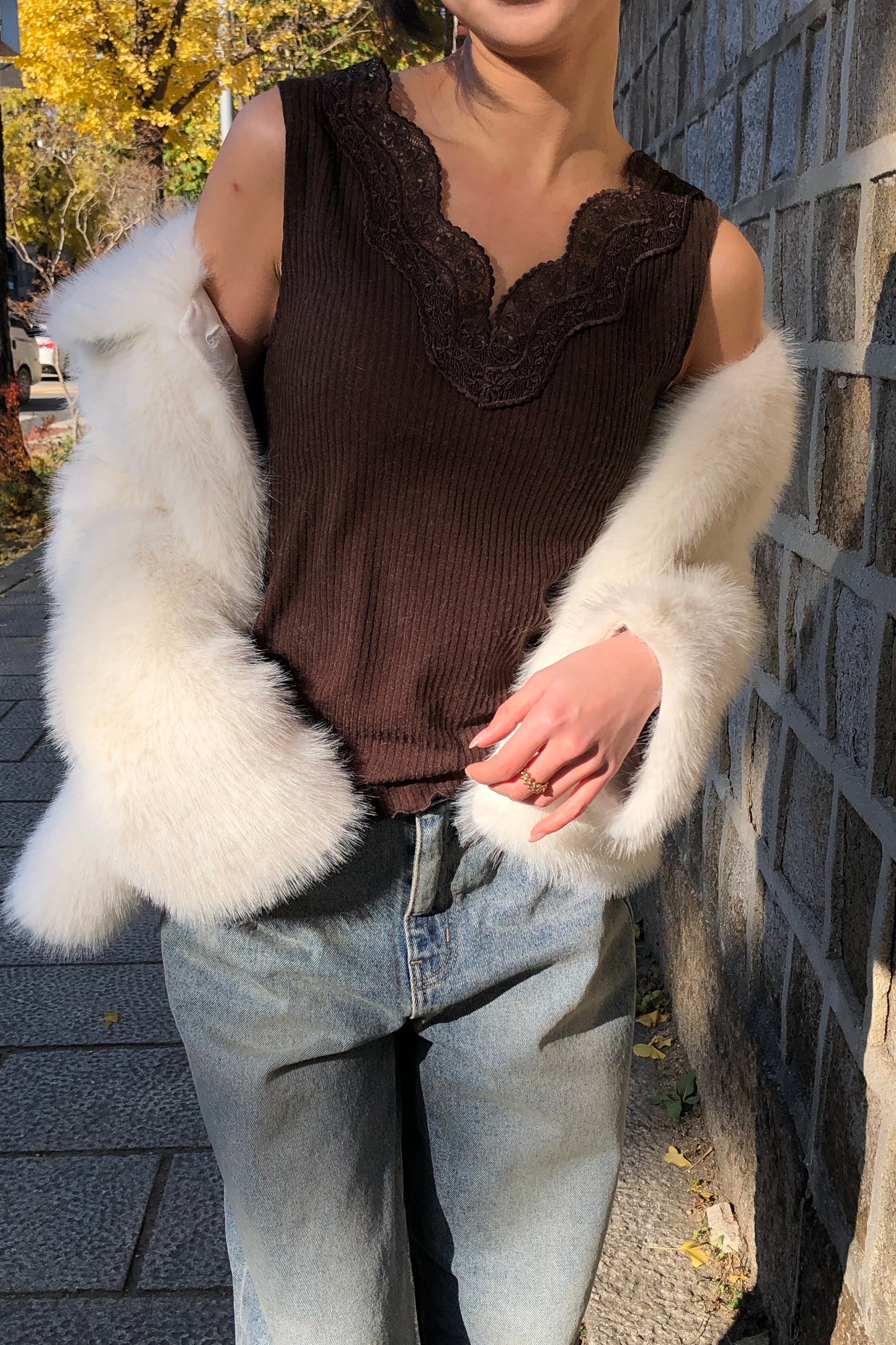 𝐍𝐨𝐯🇰🇷 Lace Trim Top