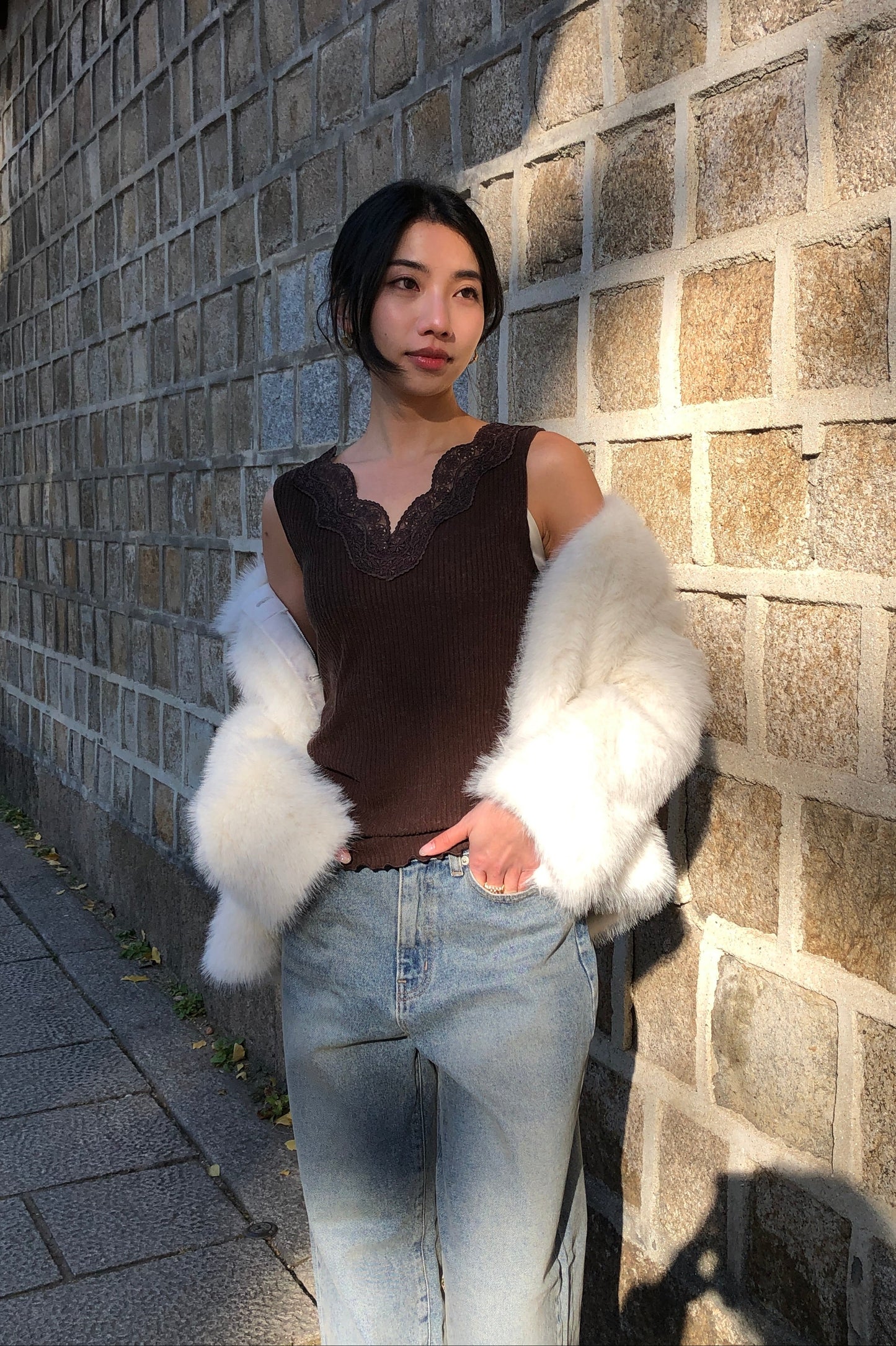 𝐍𝐨𝐯🇰🇷 Lace Trim Top