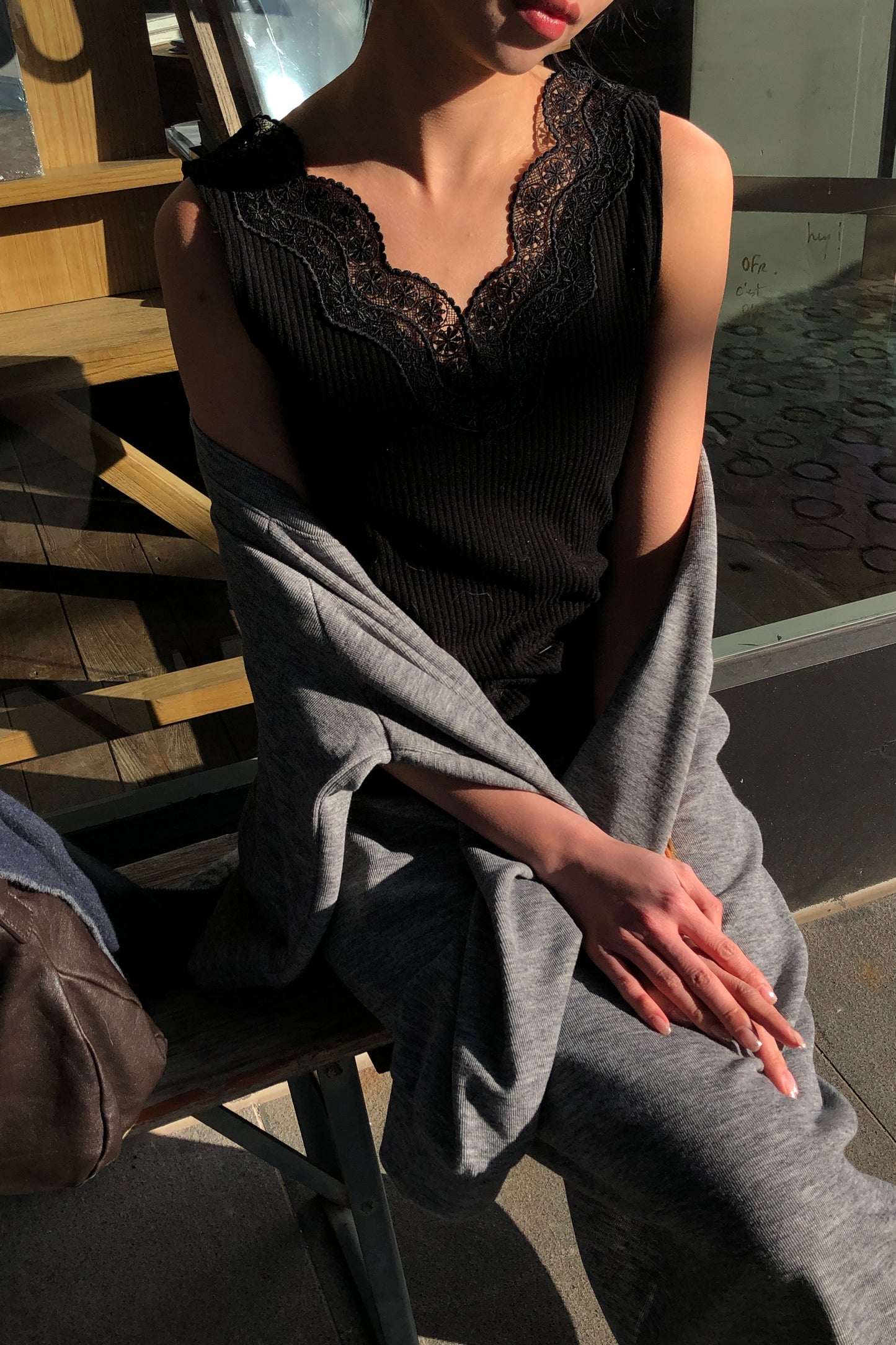 𝐍𝐨𝐯🇰🇷 Lace Trim Top