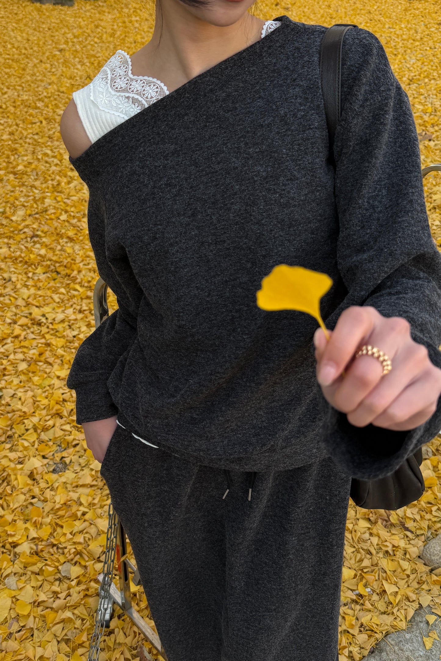 𝐍𝐨𝐯 Off-shoulder Lounge Set 【機場套裝】