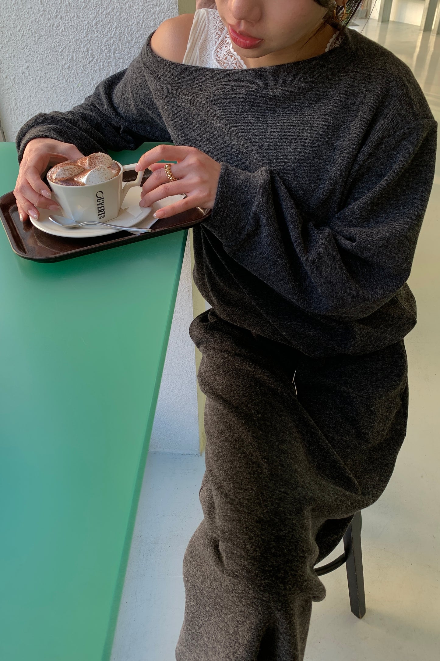 𝐍𝐨𝐯 Off-shoulder Lounge Set 【機場套裝】